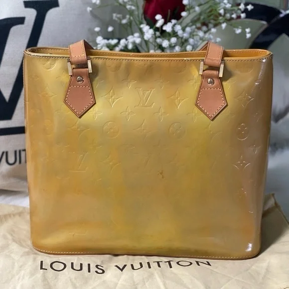 Louis Vuitton Tote Bag - Picture 5 of 16